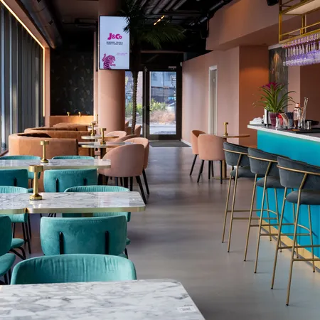 J&Co Burgers, Lillestrøm