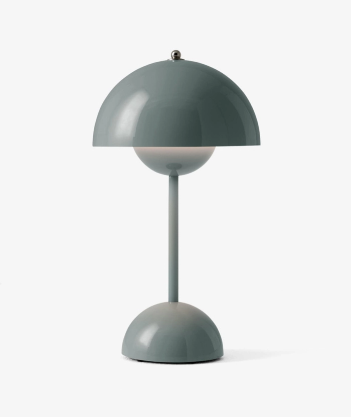 Flowerpot VP9 oppladbard bordlampe, Stone Blue