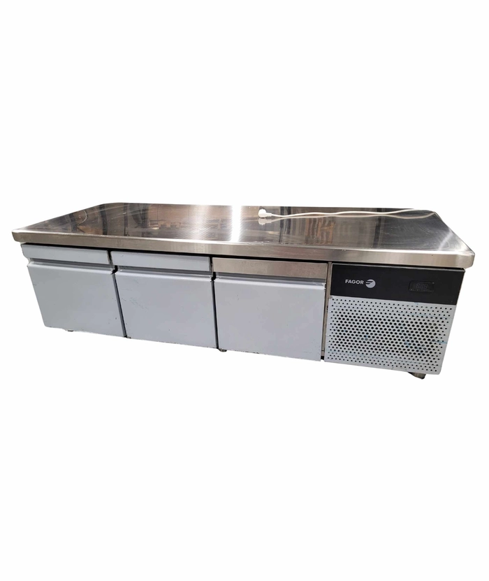 Kjølt Grillbenk – 3 store skuffer, OUTLET
