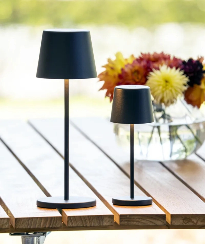 Vance 7877 oppladbar bordlampe, sort