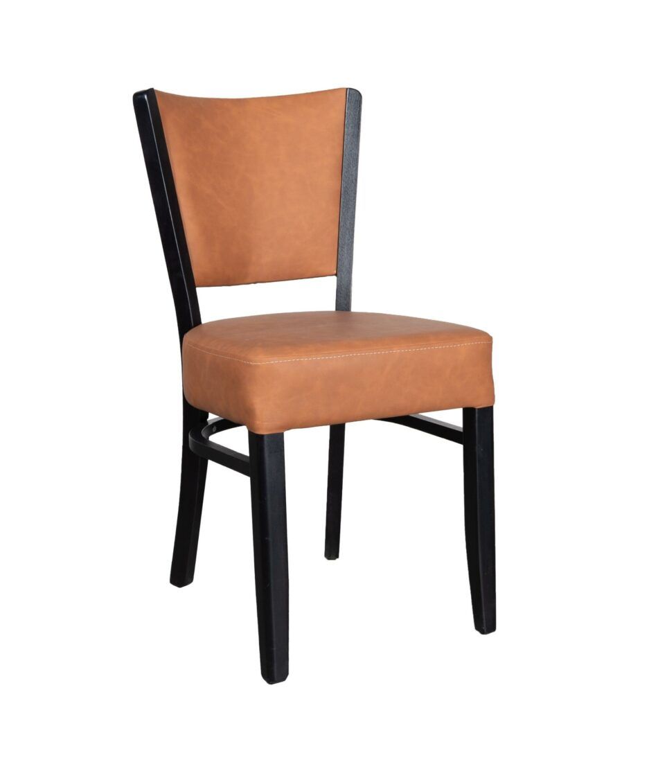 Holly stol, polstret rygg | NICHE Interiør & Storkjøkken