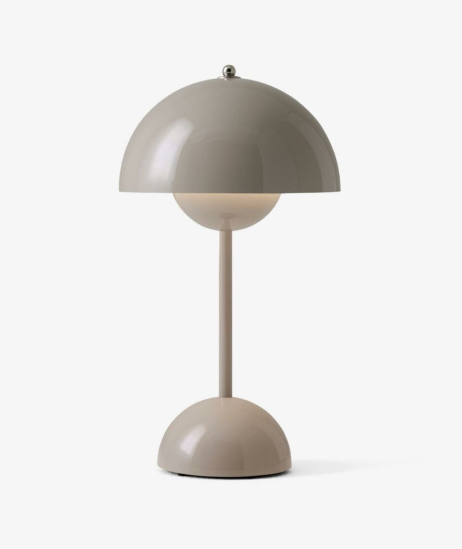 Flowerpot VP9 oppladbard bordlampe, Grey Beige | NICHE Interiør & Storkjøkken
