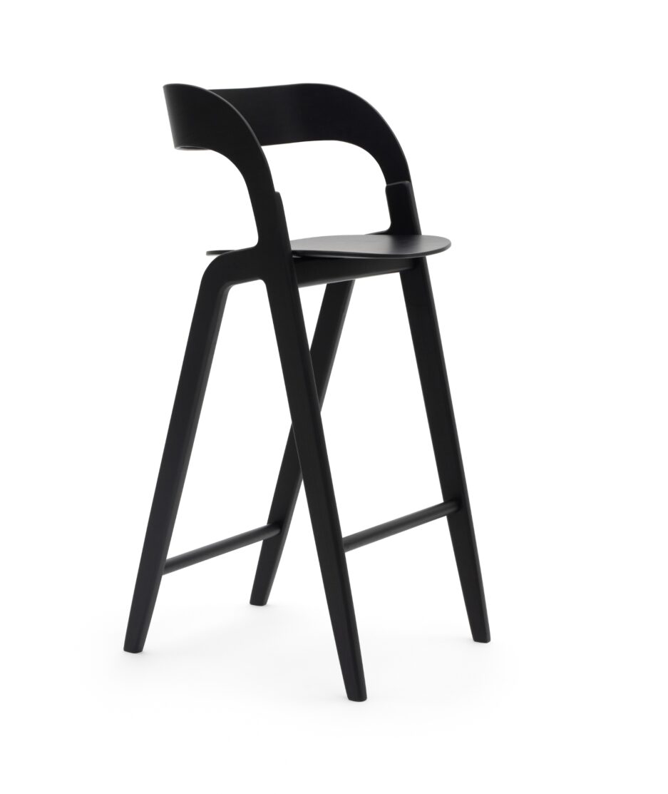 Still barstol høy - bøk sort | NICHE Interiør & Storkjøkken