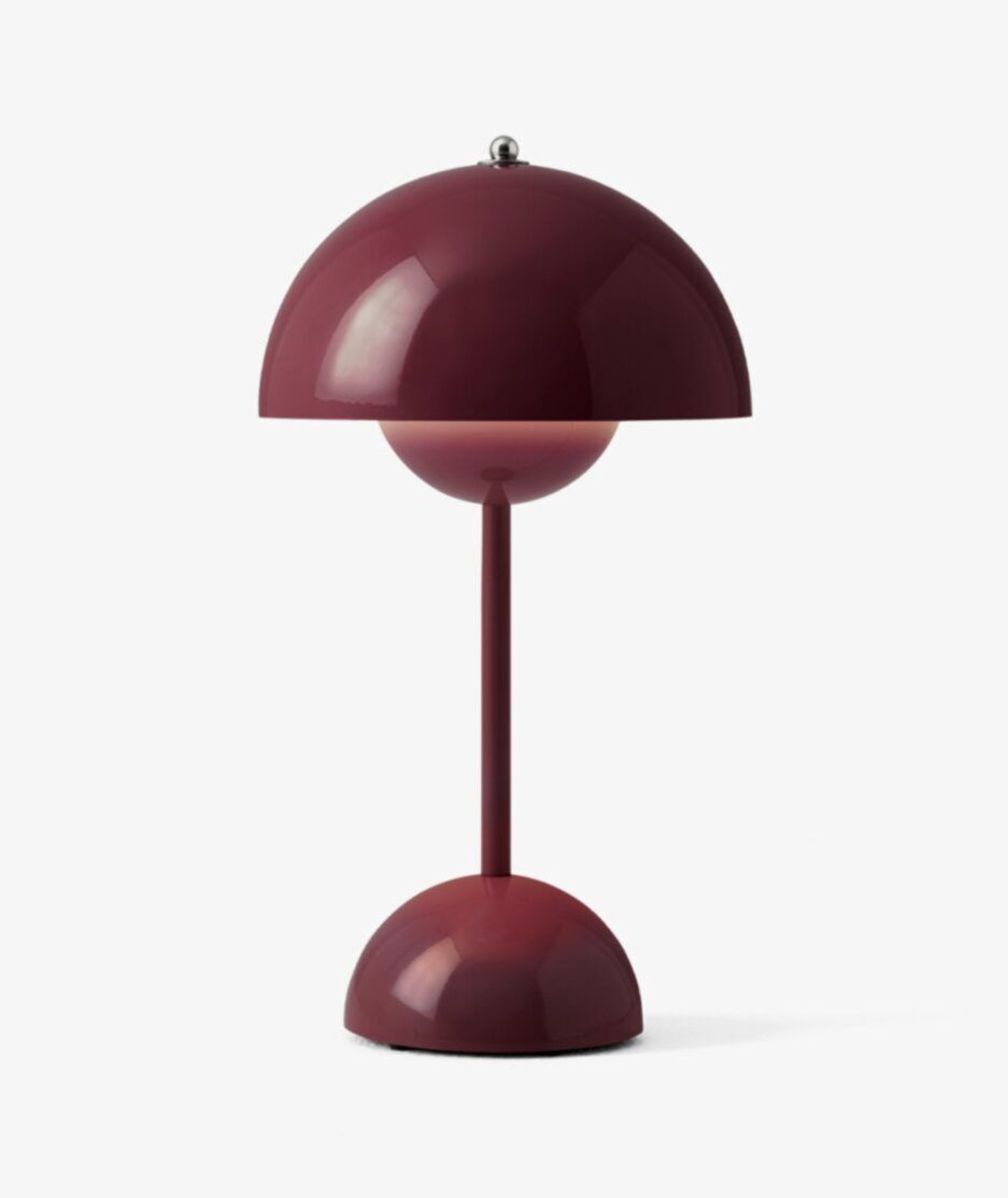 Flowerpot VP9 oppladbard bordlampe, Dark Plum | NICHE Interiør & Storkjøkken