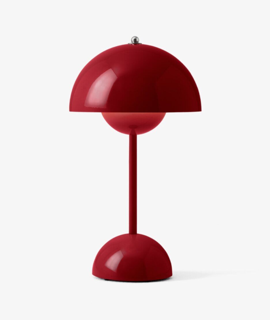 Flowerpot VP9 oppladbard bordlampe, Vermilion Red​ | NICHE Interiør & Storkjøkken