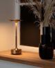 Mio oppladbar lampe, gull | NICHE Interiør & Storkjøkken